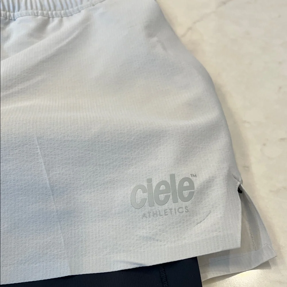 Ciele NEW WRKShort - Light Grey men's‎ short Size Small
